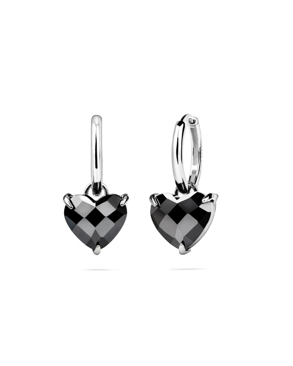 Black Heart Huggies Silver in der Gruppe Shop / Ohrringe bei ANI (ANI-0125-50)