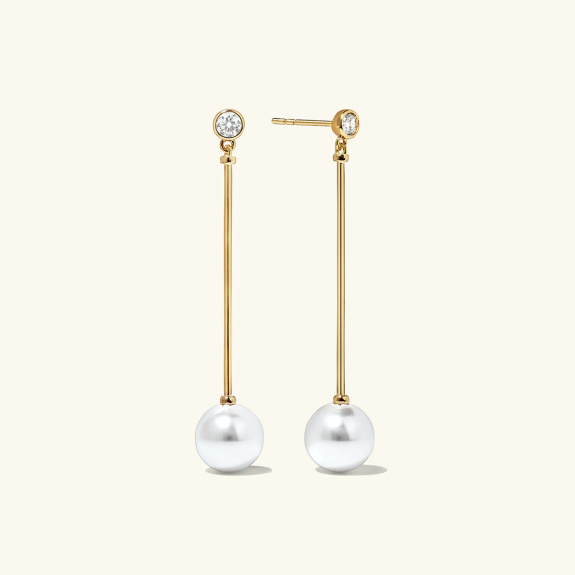 Long Pearl Earrings Gold in der Gruppe Shop / Ohrringe bei ANI (ANI-0624-008)