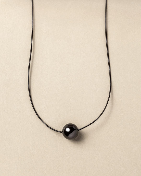 Single Black Pearl Necklace in der Gruppe Shop / Halsketten bei ANI (ANI-0624-041)